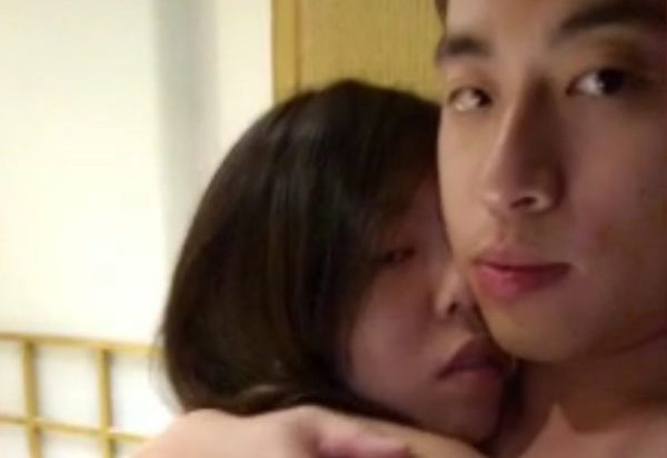 港男女酒店爆房自拍流出 – Asian-AV.com