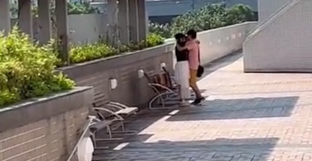 東涌男女㷫烚烚 打車輪含撚勁享受